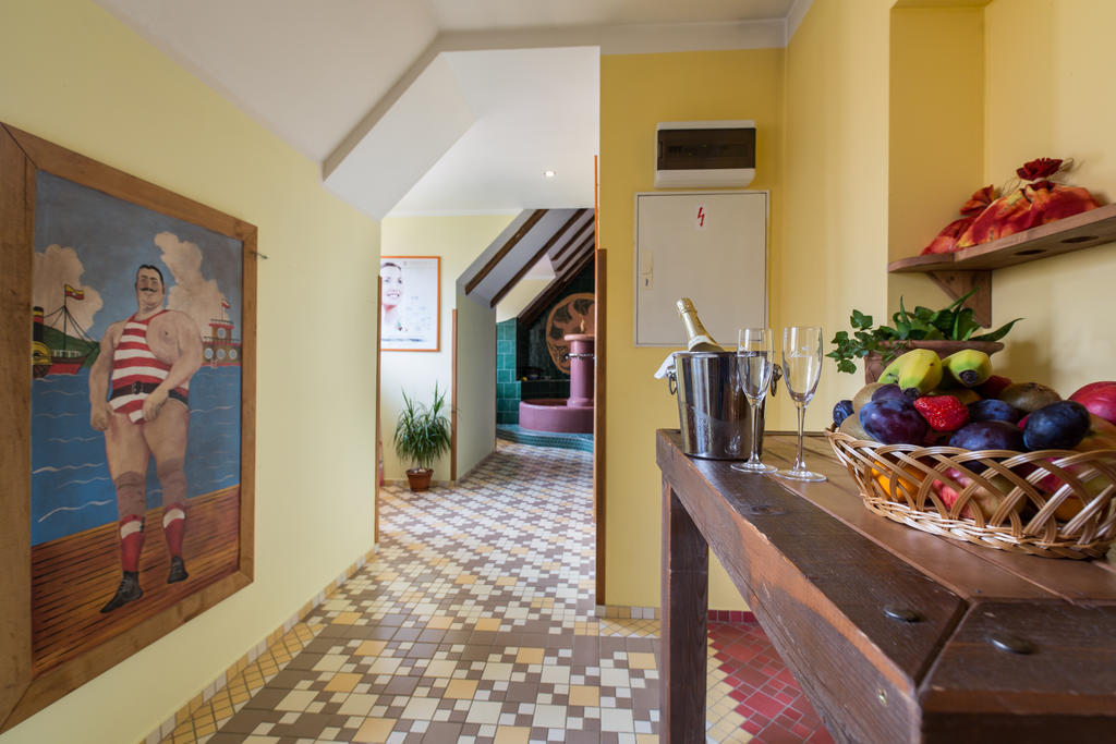 Hotel Selsky Dvur - Bohemian Village Courtyard Praha Bagian luar foto